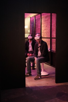 scenography & spatial strategies