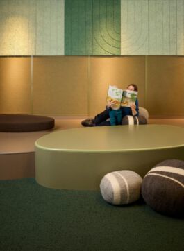 scenography & spatial strategies